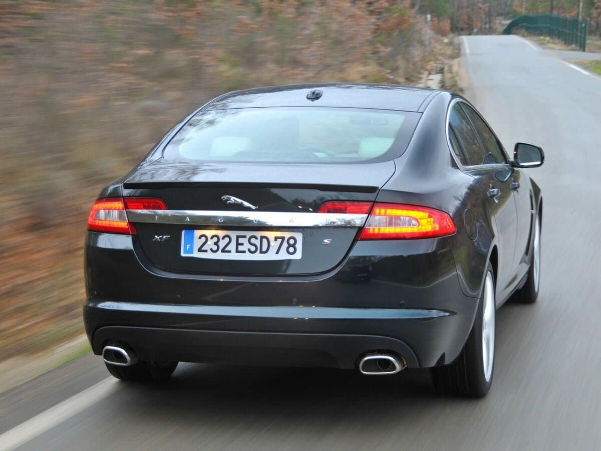 Jaguar XF I — Arxadan