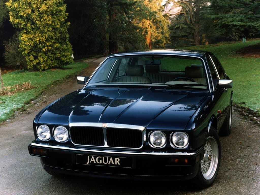Jaguar XJ II (XJ40) — Öndən