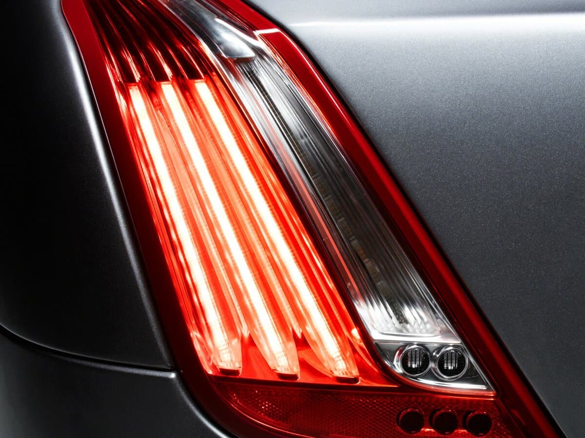 Jaguar XJ IV (X351) — Detal