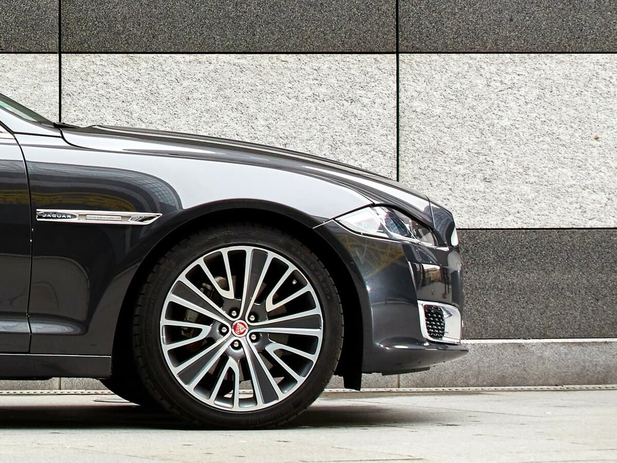 Jaguar XJ IV (X351) Restayling — Təkər