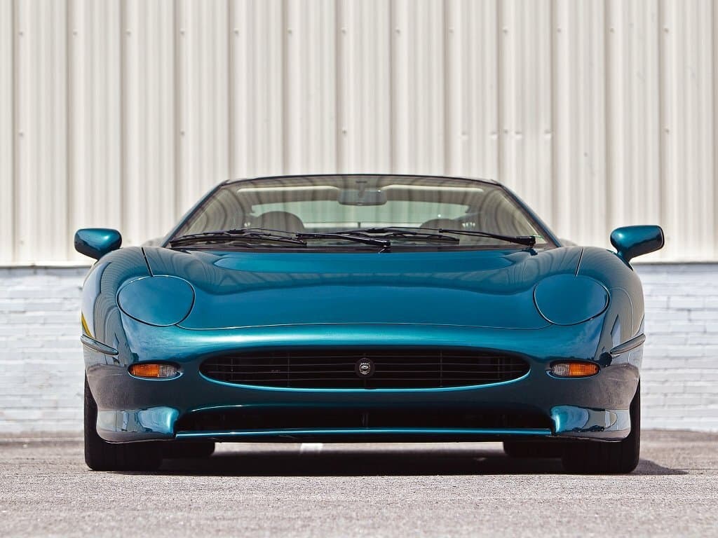 Jaguar XJ220 1992 – 1994 — Öndən