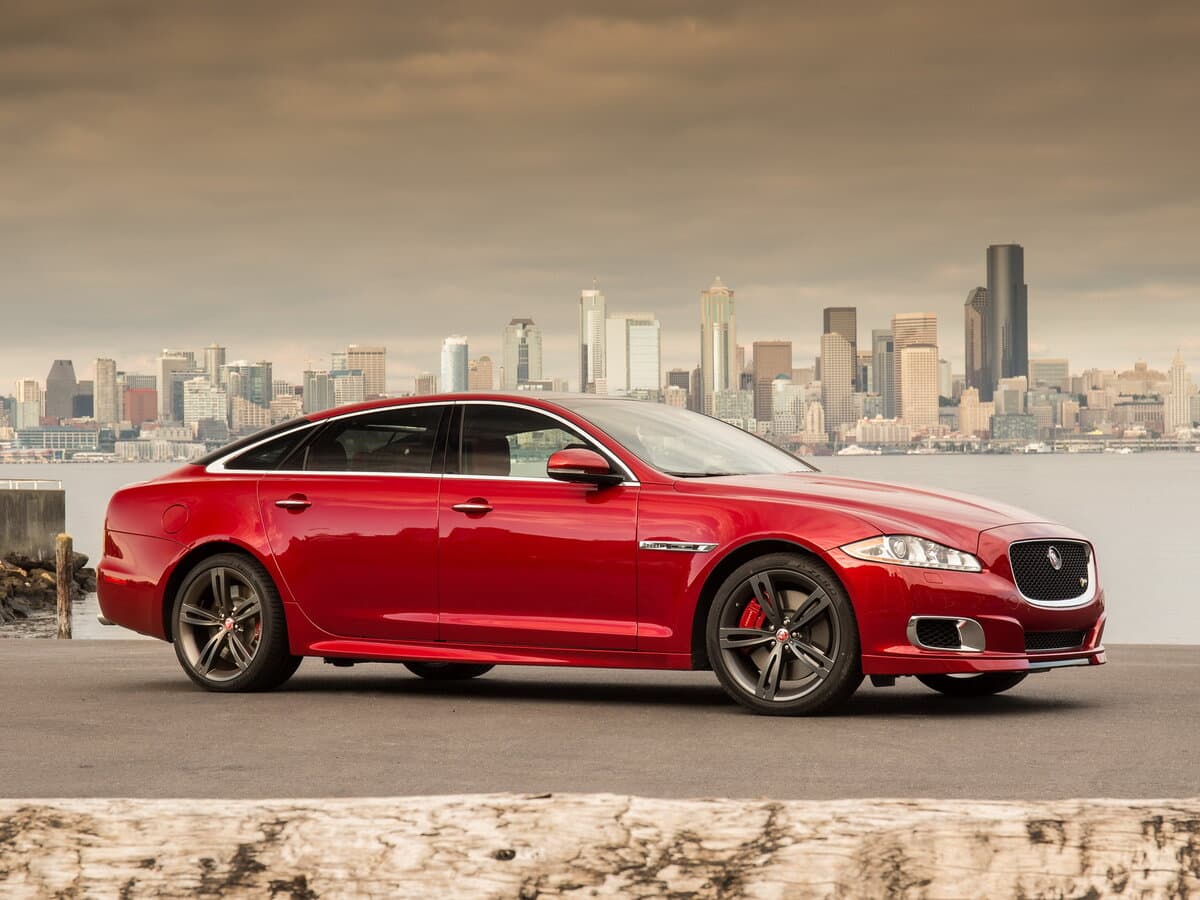 Jaguar XJR IV (X351) — Yandan