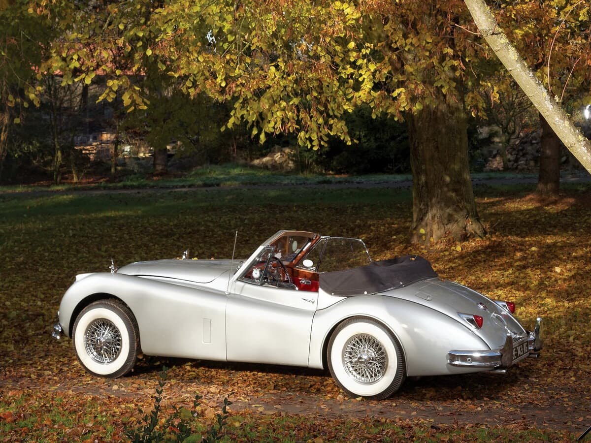 Jaguar XK XK140 — 3/4 arxadan
