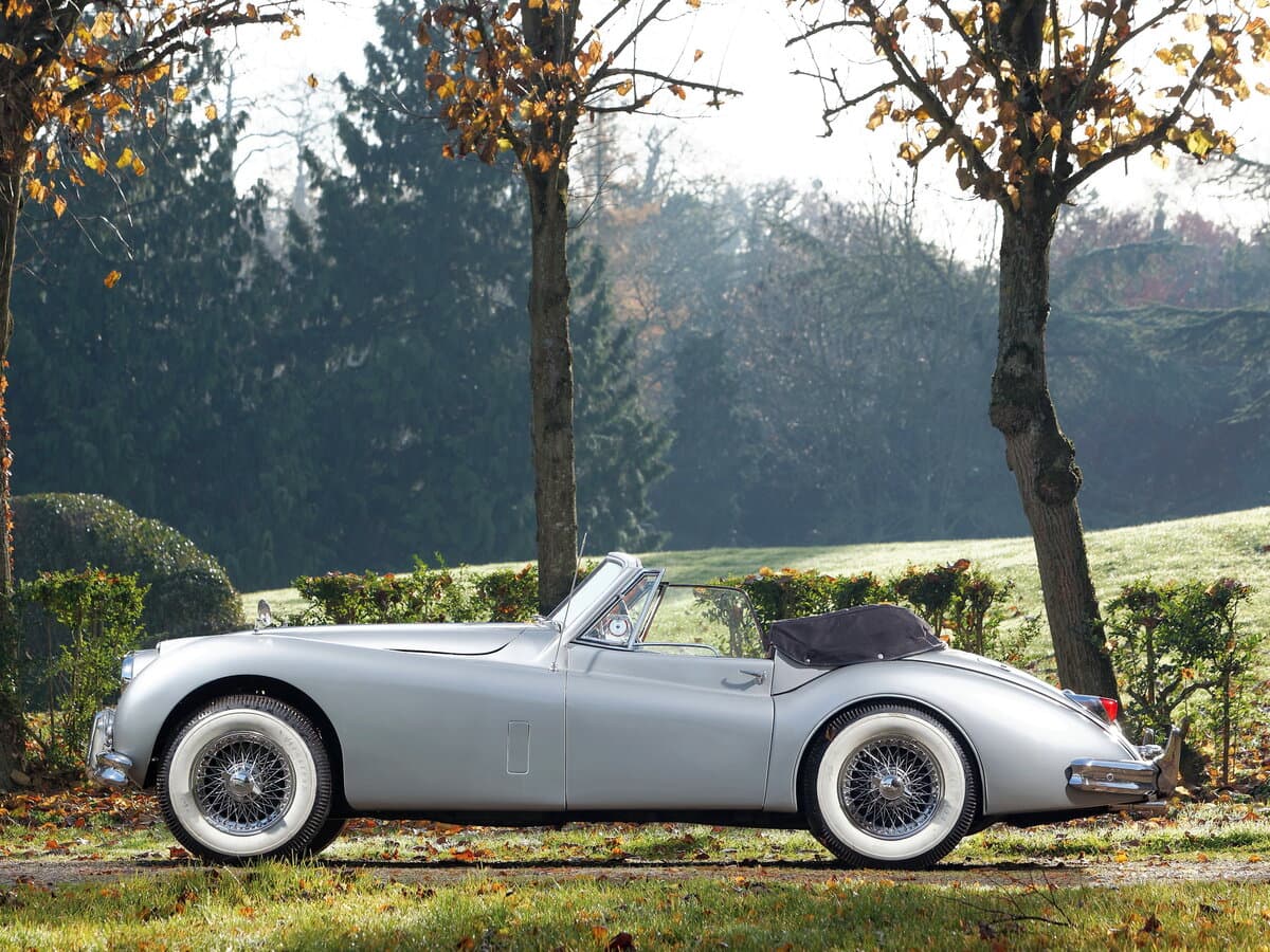 Jaguar XK XK140 — Yandan
