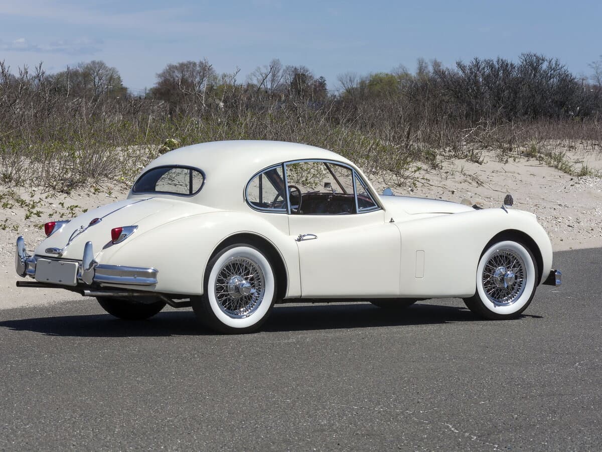 Jaguar XK XK140 — 3/4 arxadan