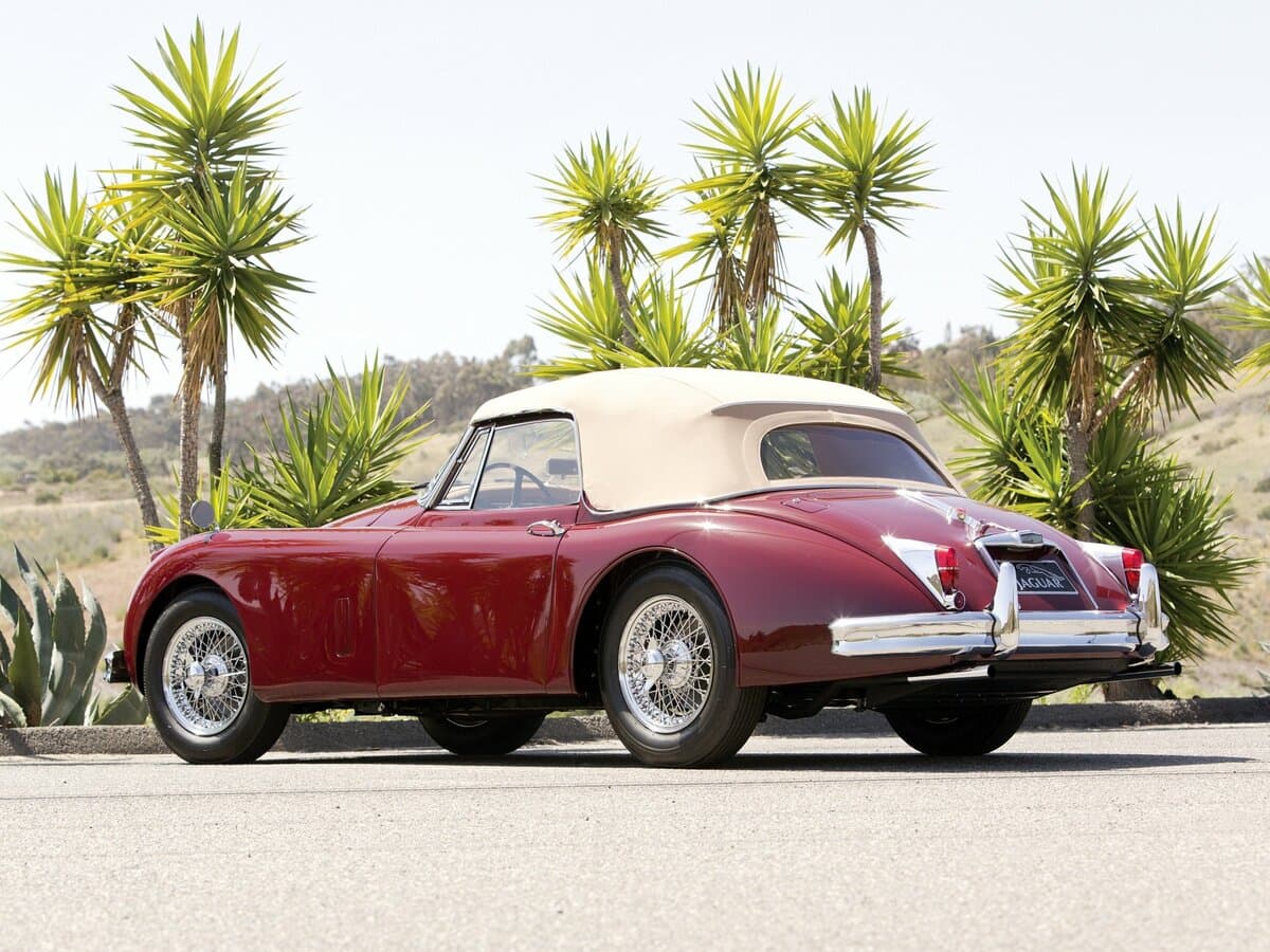 Jaguar XK XK150 — 3/4 arxadan