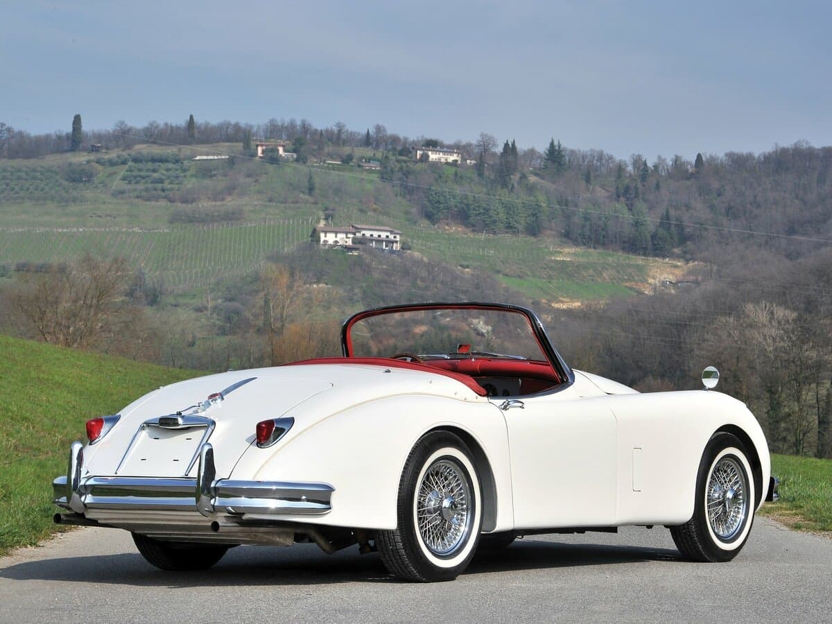 Jaguar XK XK150 — 3/4 arxadan