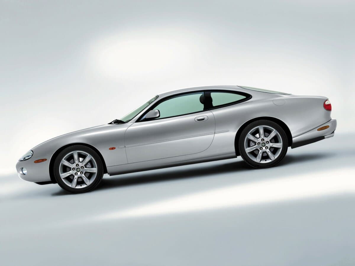 Jaguar XK I — Yandan