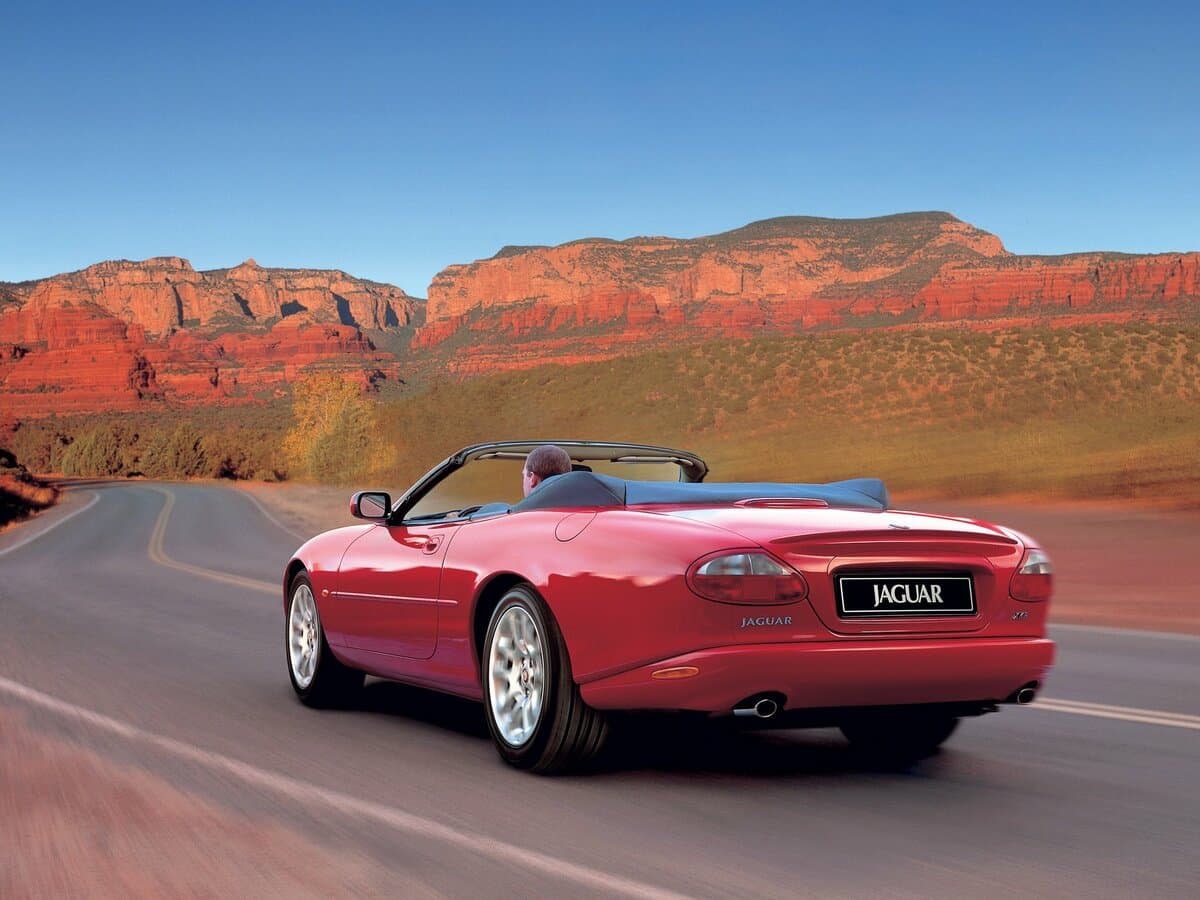 Jaguar XKR I — 3/4 arxadan