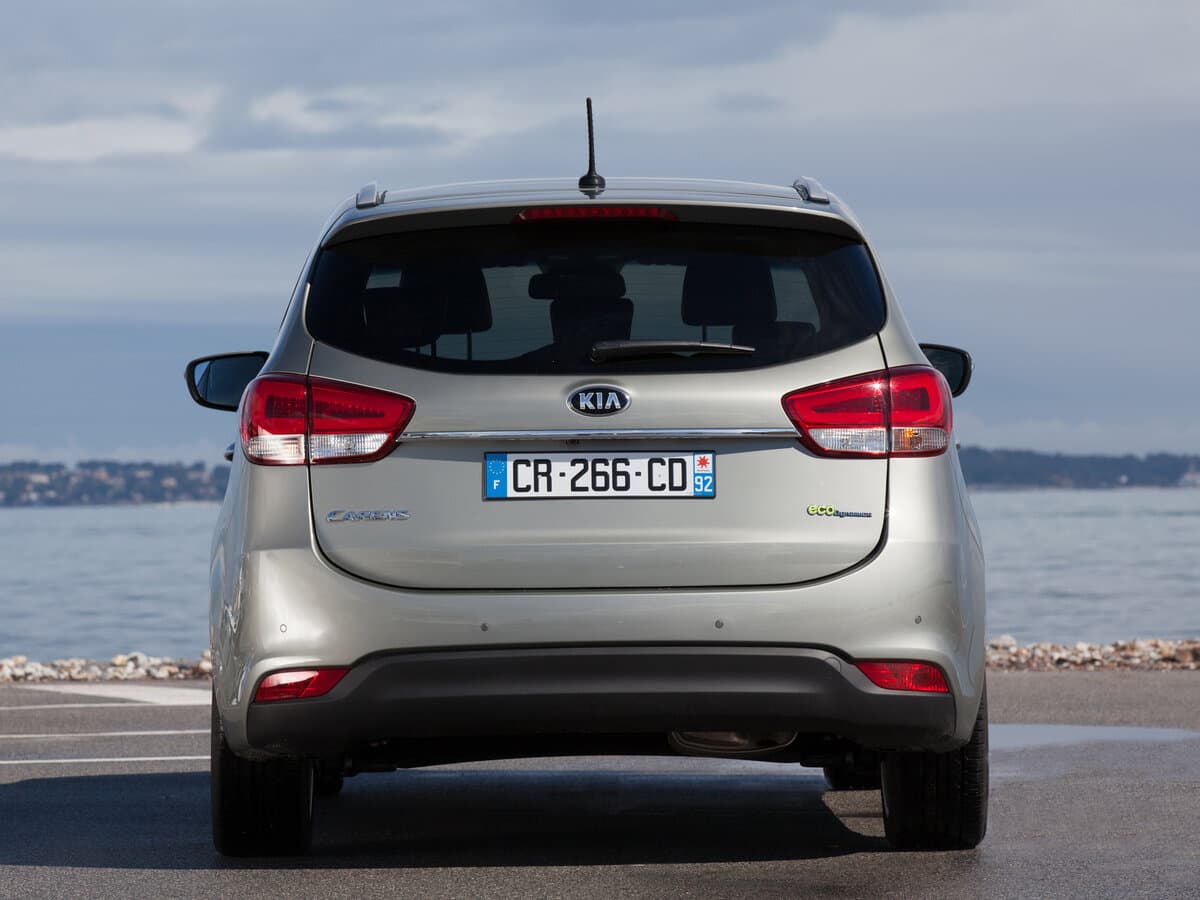 Kia Carens III (RP) — Arxadan