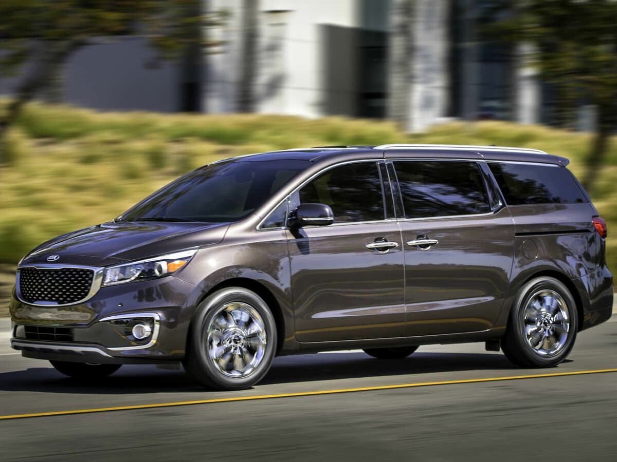 Kia Carnival III — Yandan