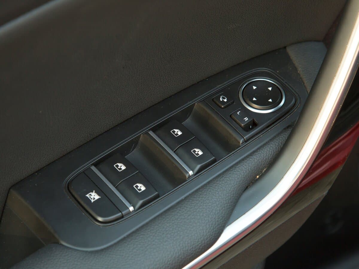 Kia Ceed III — Qapı