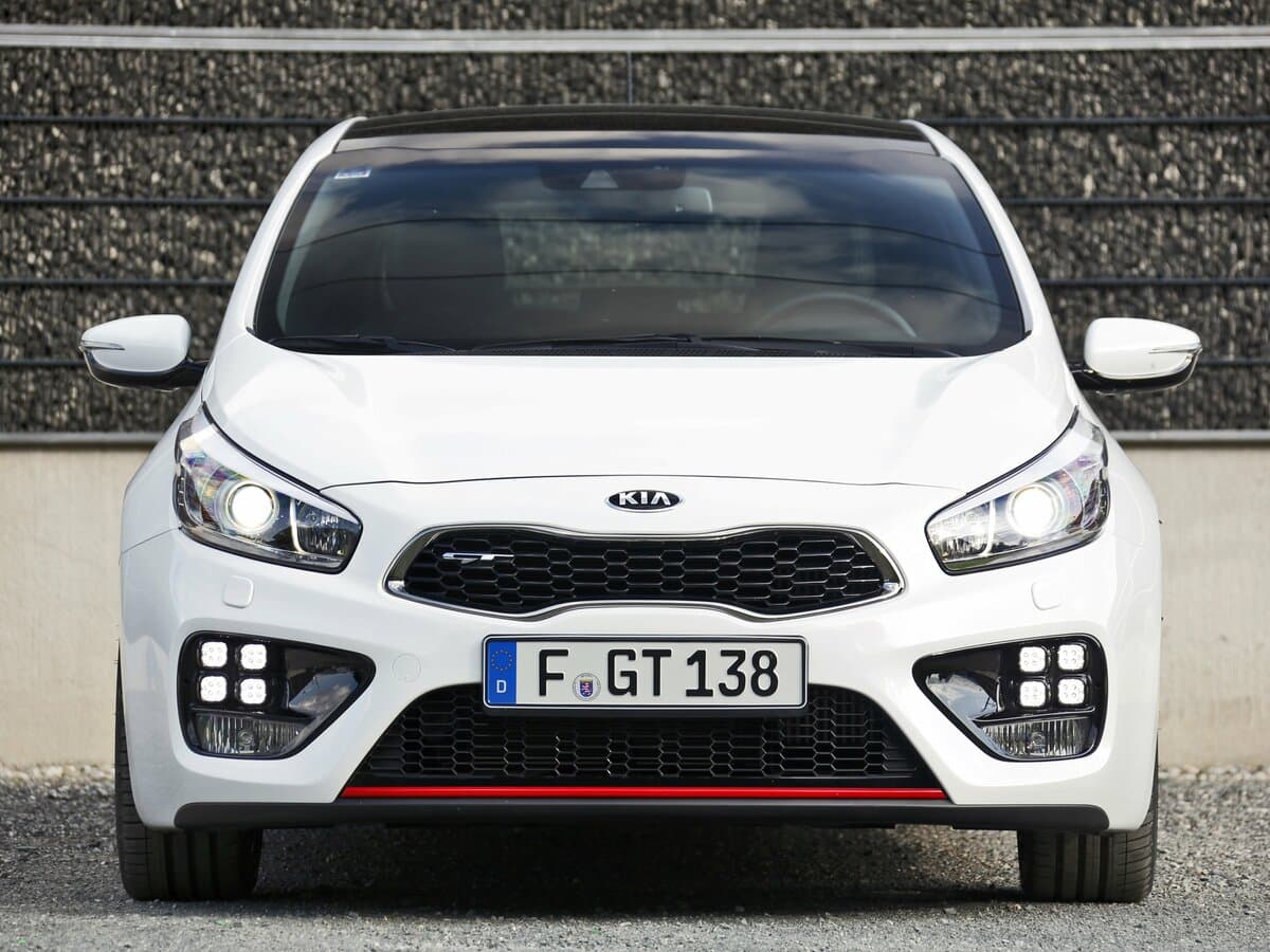 Kia Ceed GT I — Öndən