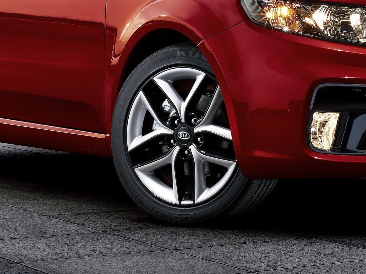 Kia Cerato II — Təkər