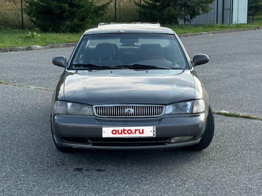 Kia Clarus I — Öndən