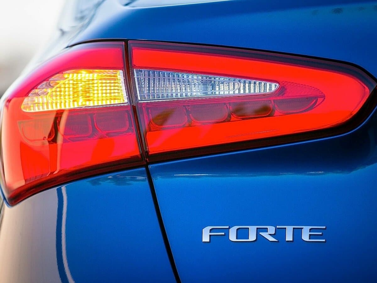 Kia Forte II — Detal