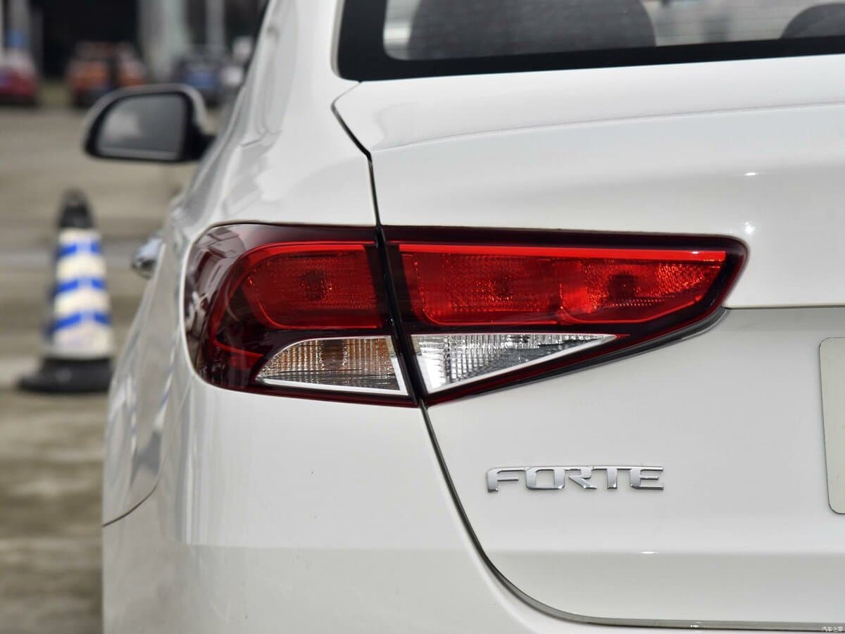 Kia Forte (China Market) I — Detal