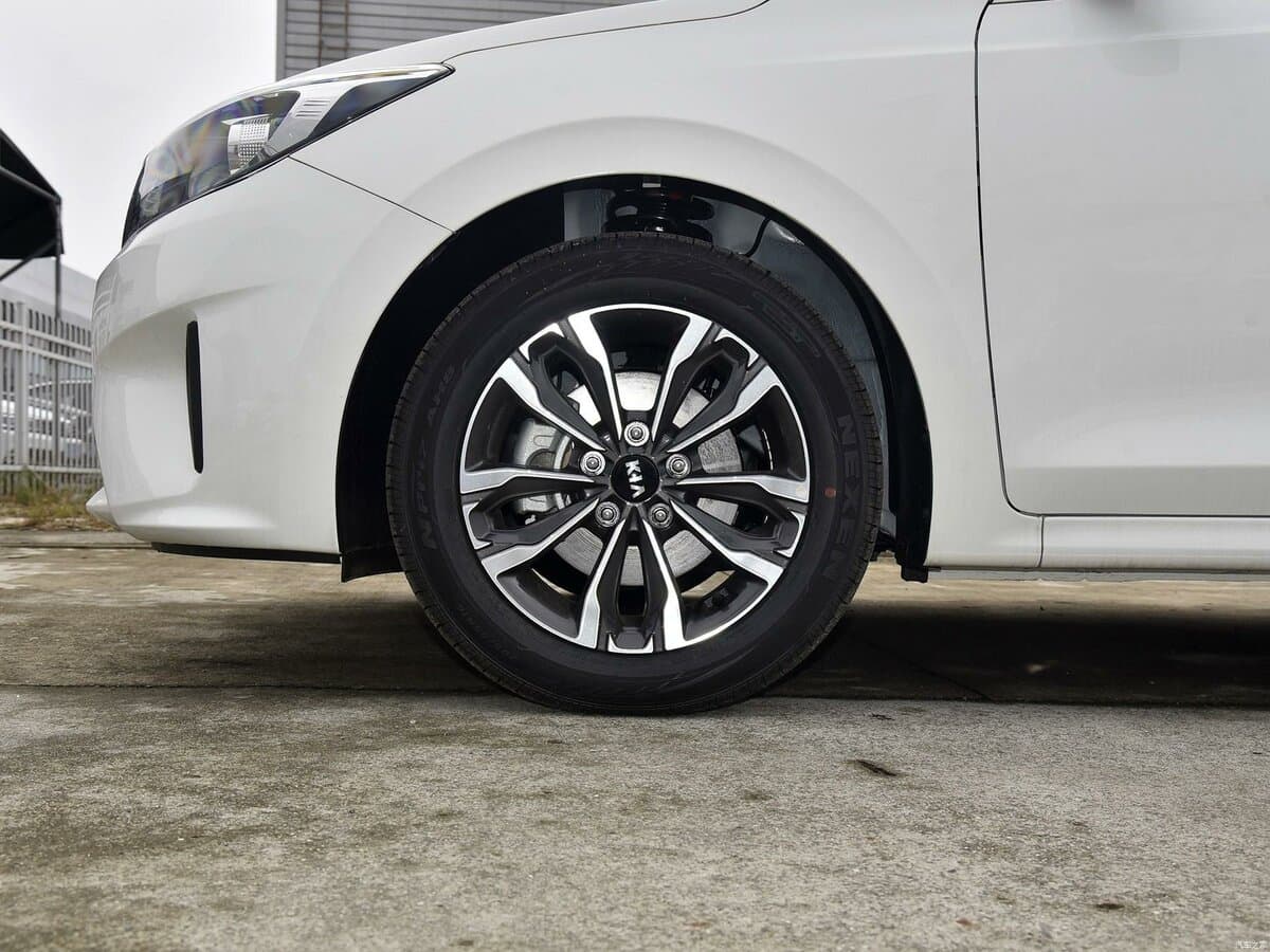 Kia Forte (China Market) I — Təkər
