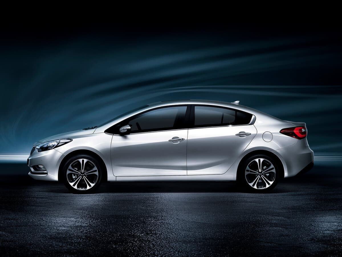 Kia K3 I — Yandan
