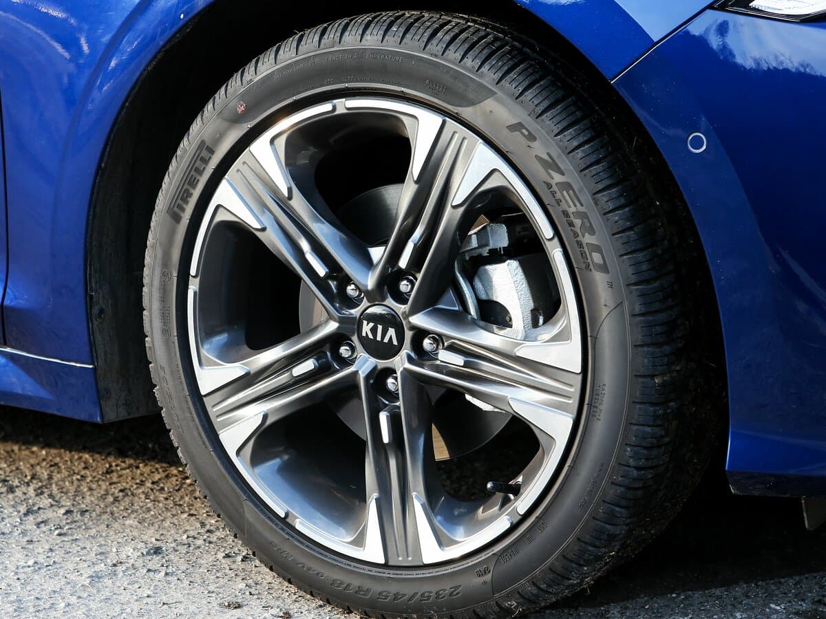 Kia K5 III — Təkər