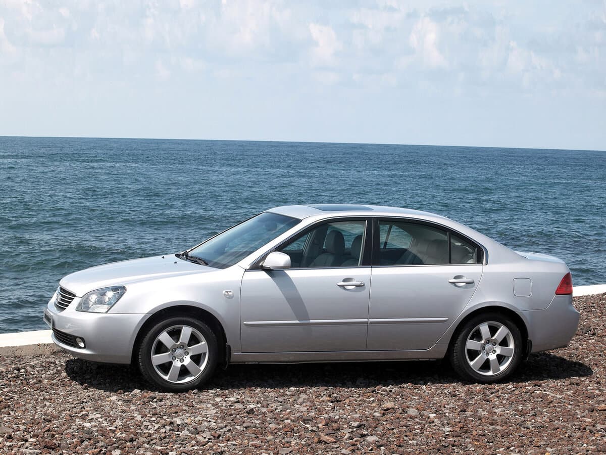Kia Magentis II — Yandan