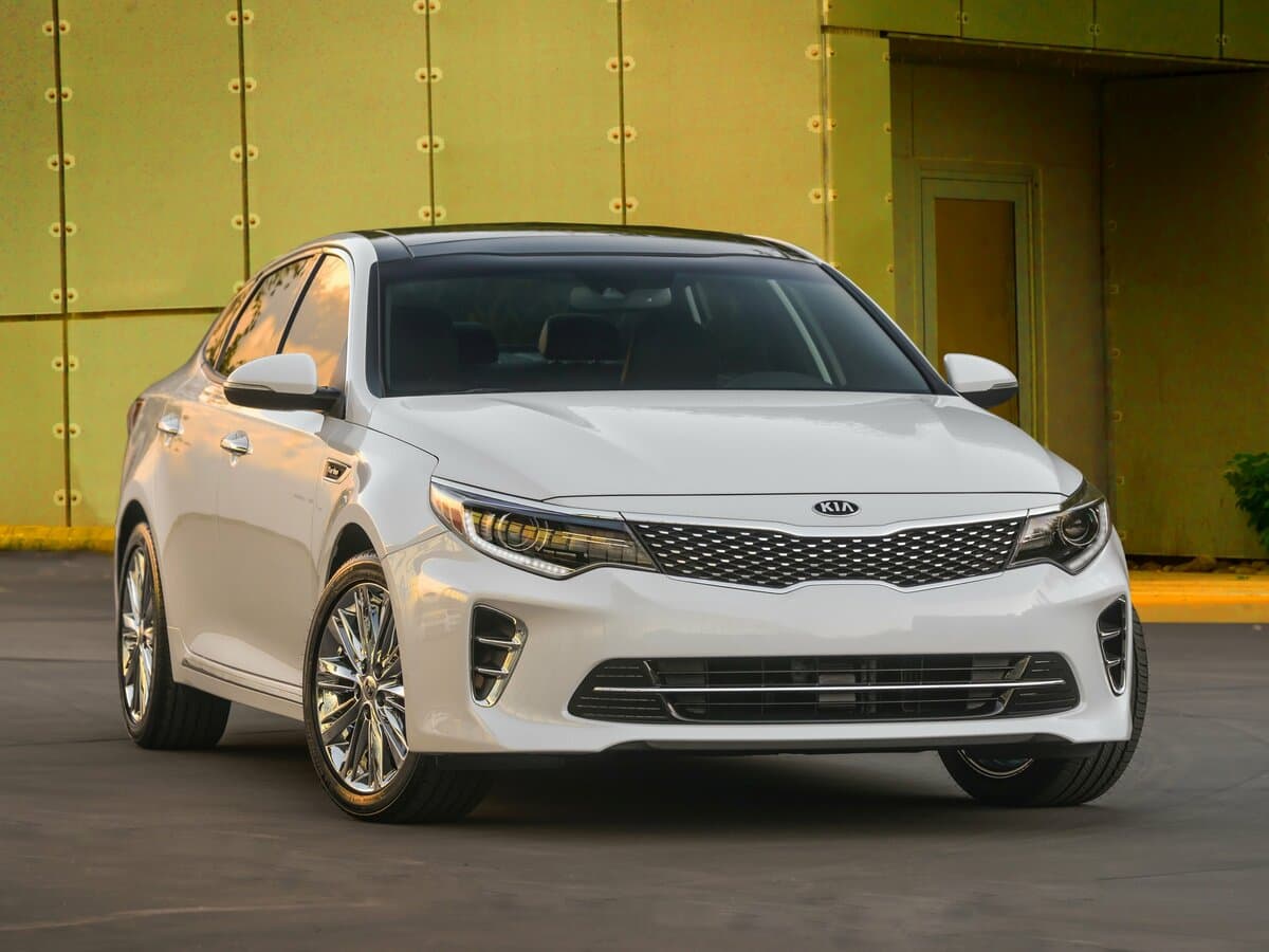 Kia Optima IV — Öndən