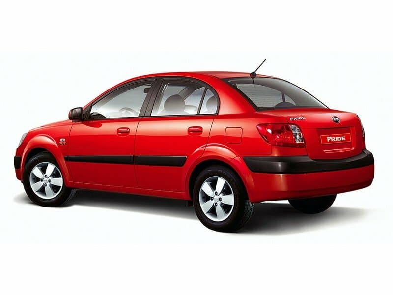 Kia Pride II — 3/4 arxadan