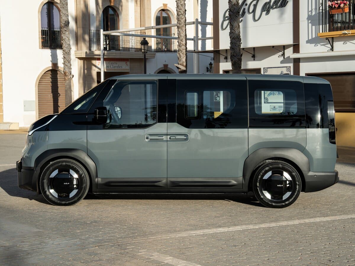 Kia PV5 2025 – indiyədək — Yandan