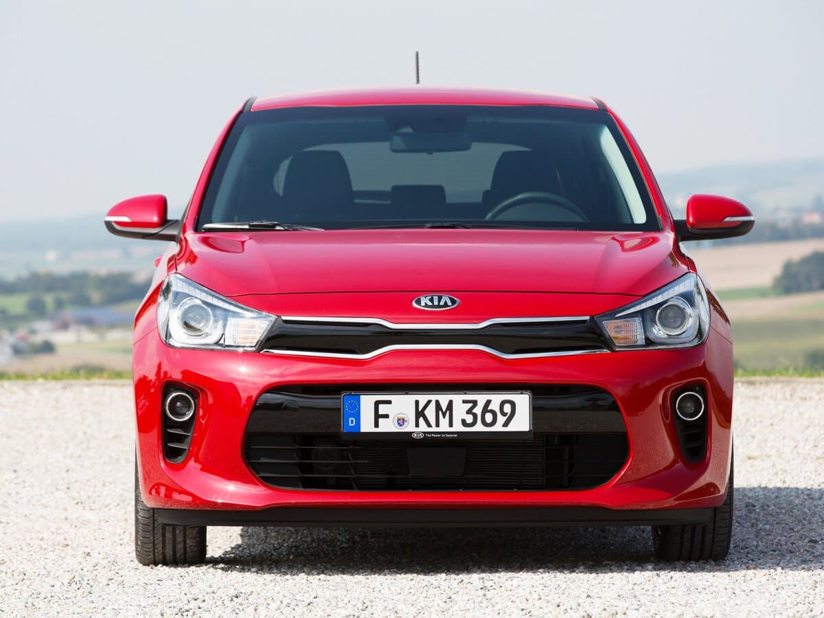 Kia Rio IV — Öndən