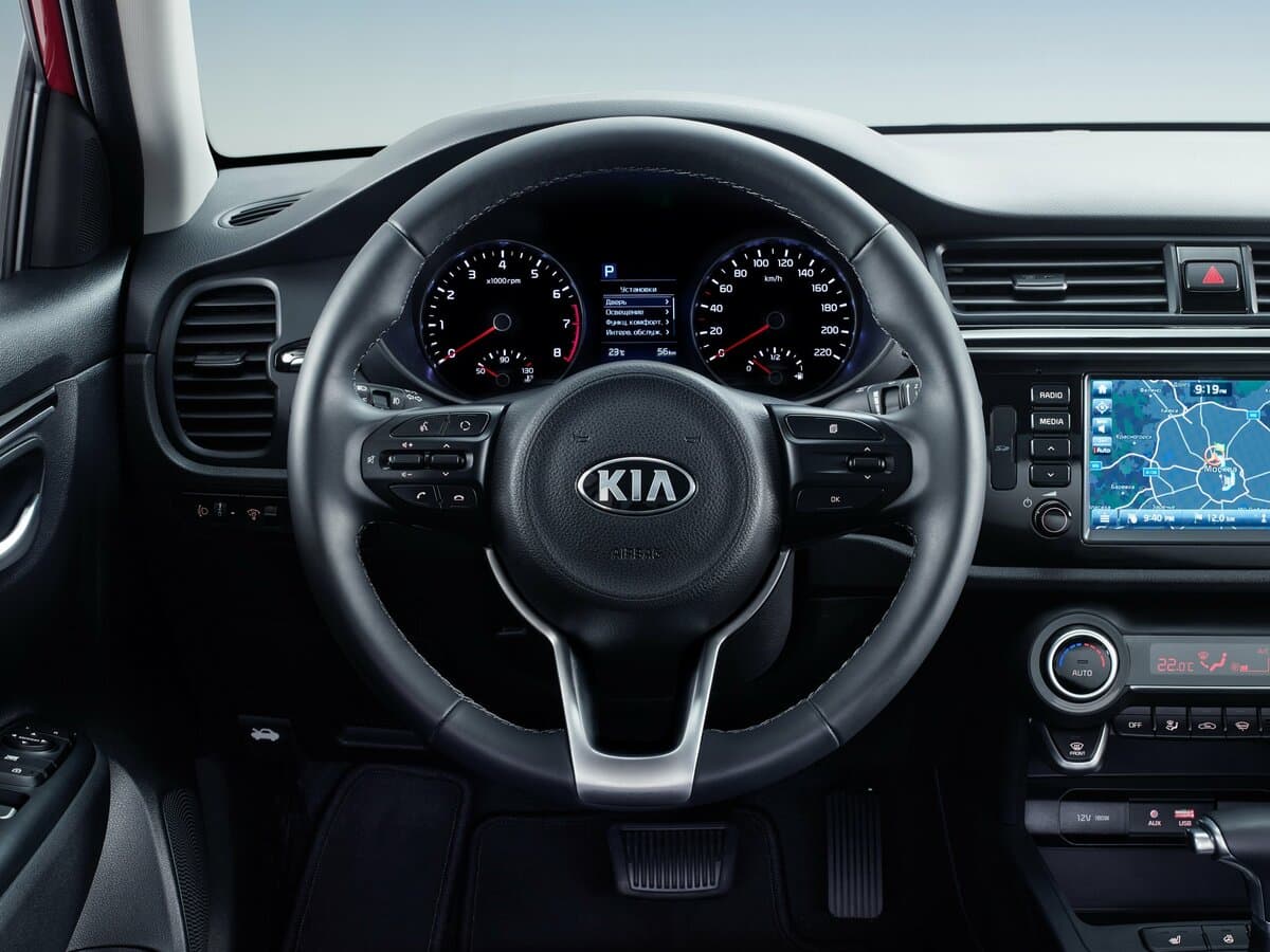 Kia Rio IV — Sükan