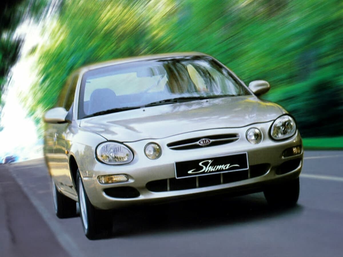 Kia Shuma I — Öndən