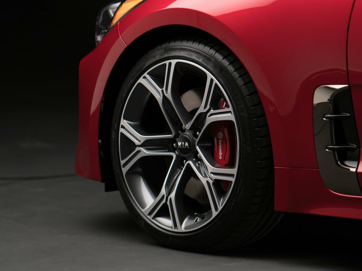 Kia Stinger I — Təkər