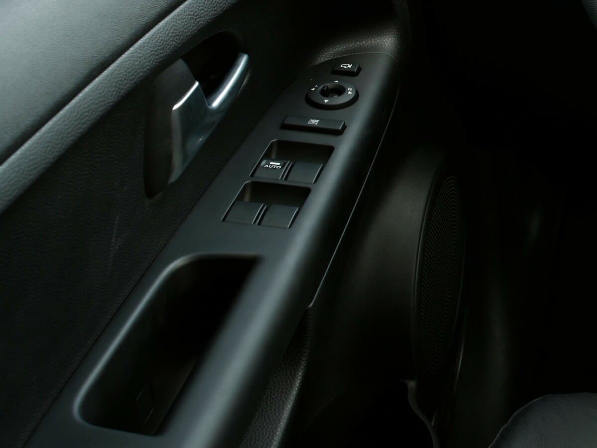 Kia Venga I — Qapı