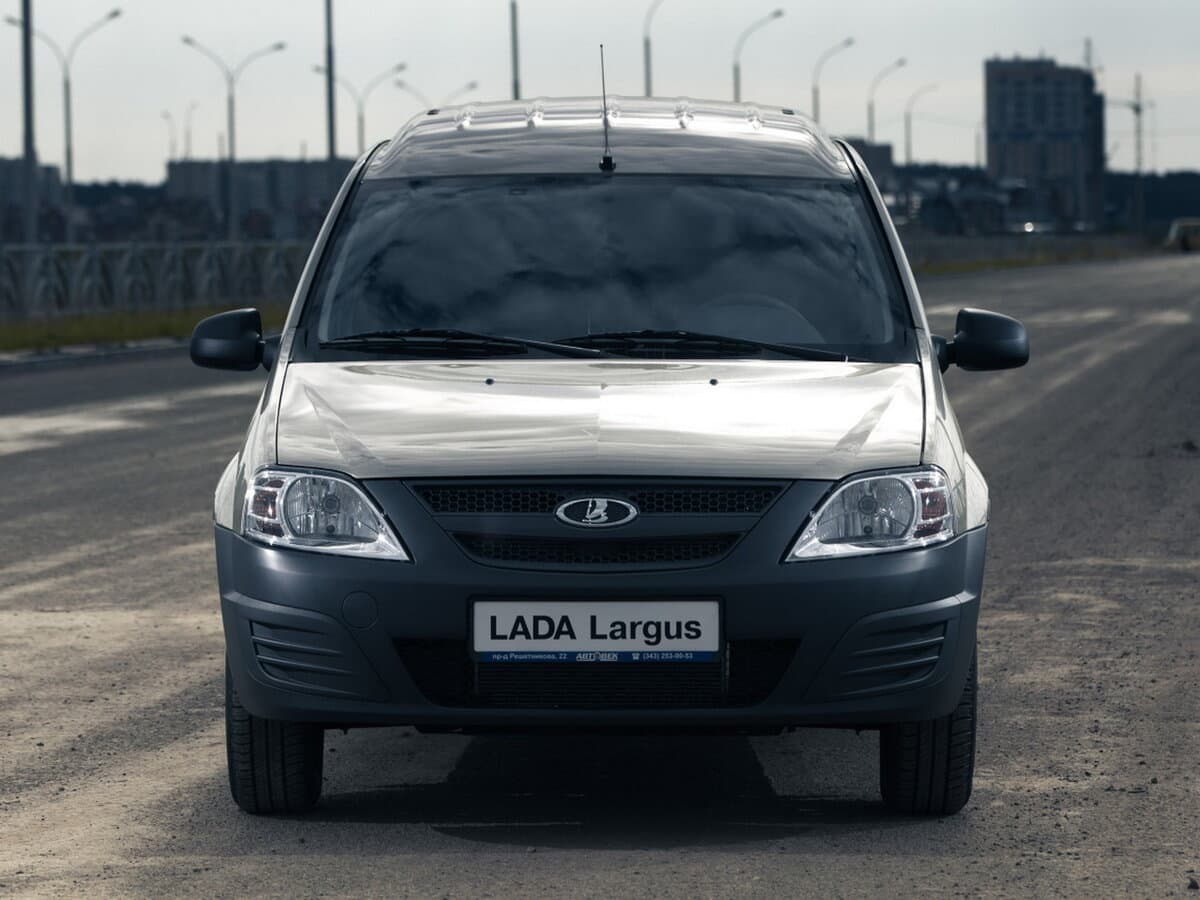 Lada (Vaz) Largus I — Öndən