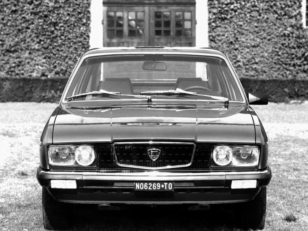 Lancia Gamma I (Tipo 830) — Öndən