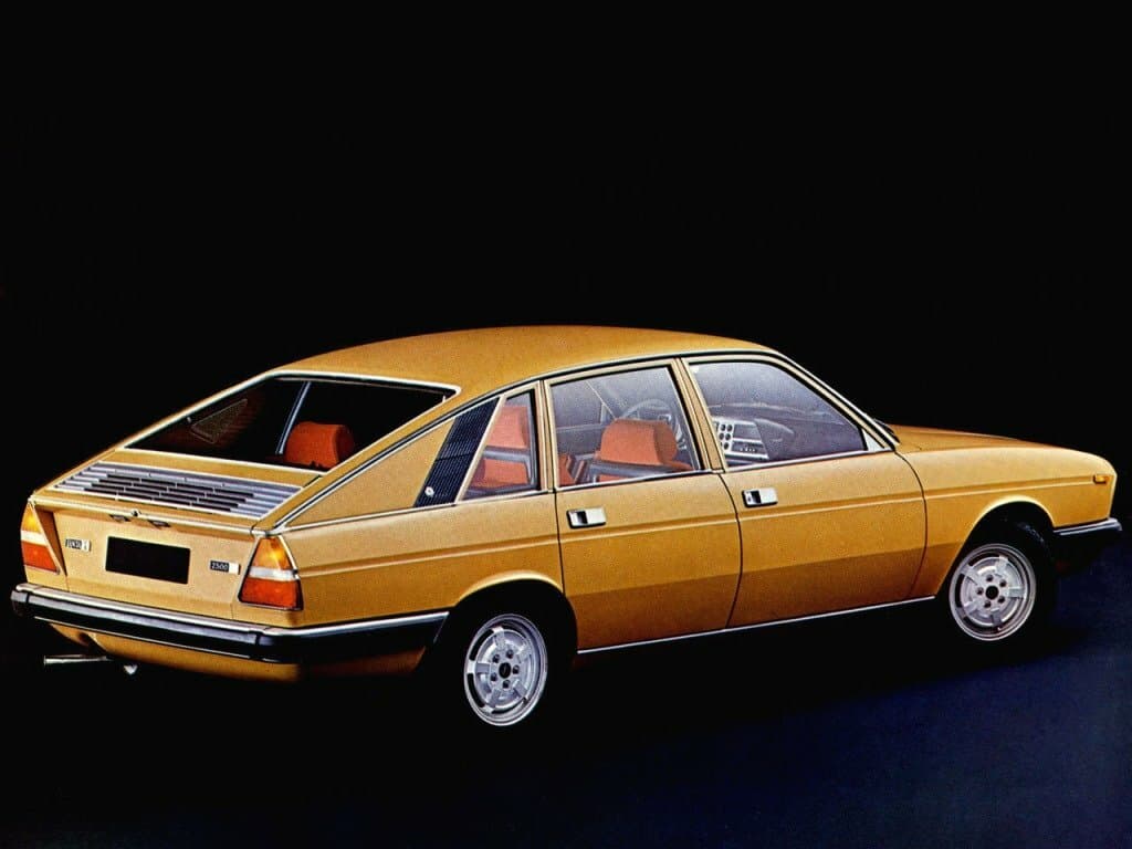 Lancia Gamma I (Tipo 830) — 3/4 arxadan