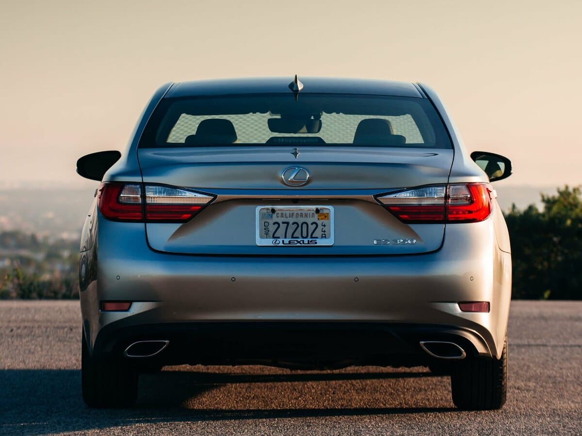 Lexus ES VI Restayling — Arxadan