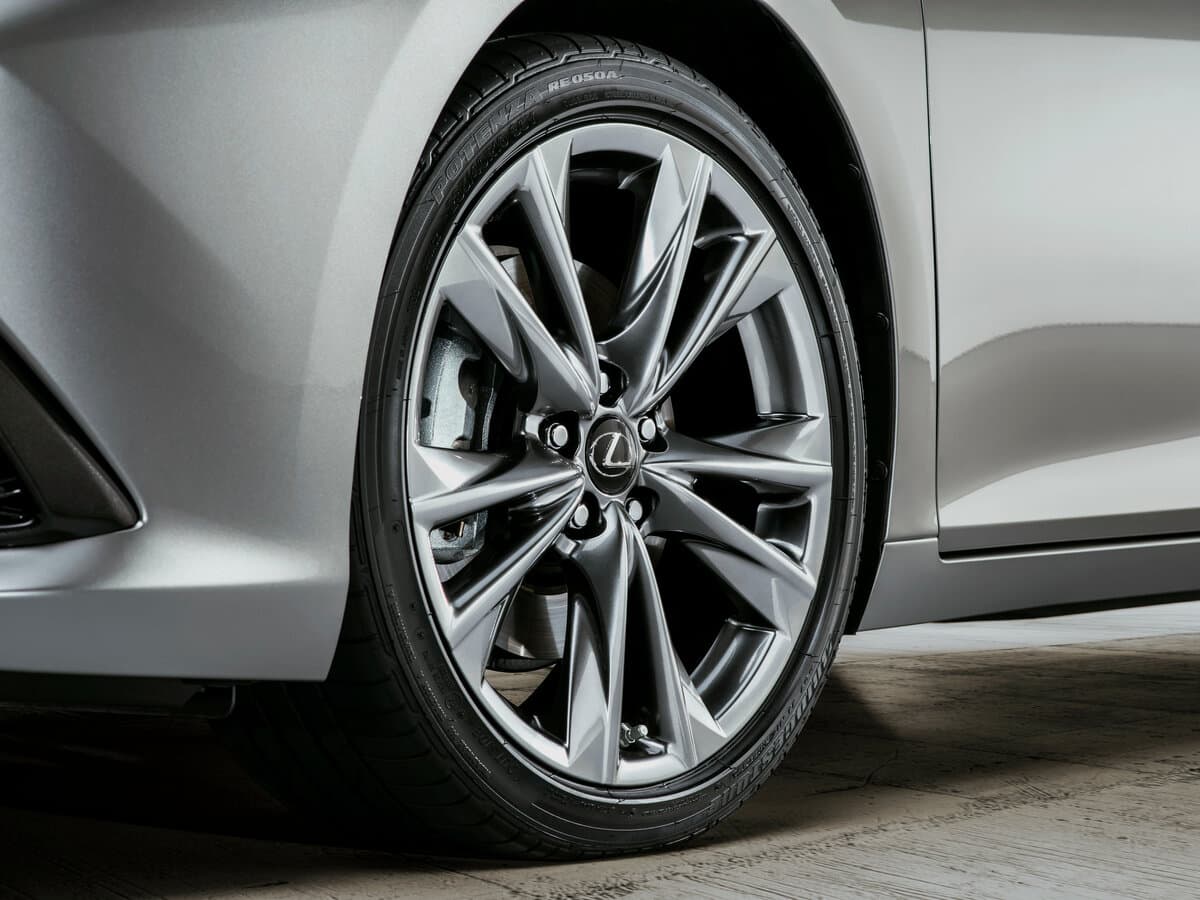 Lexus ES VII — Təkər