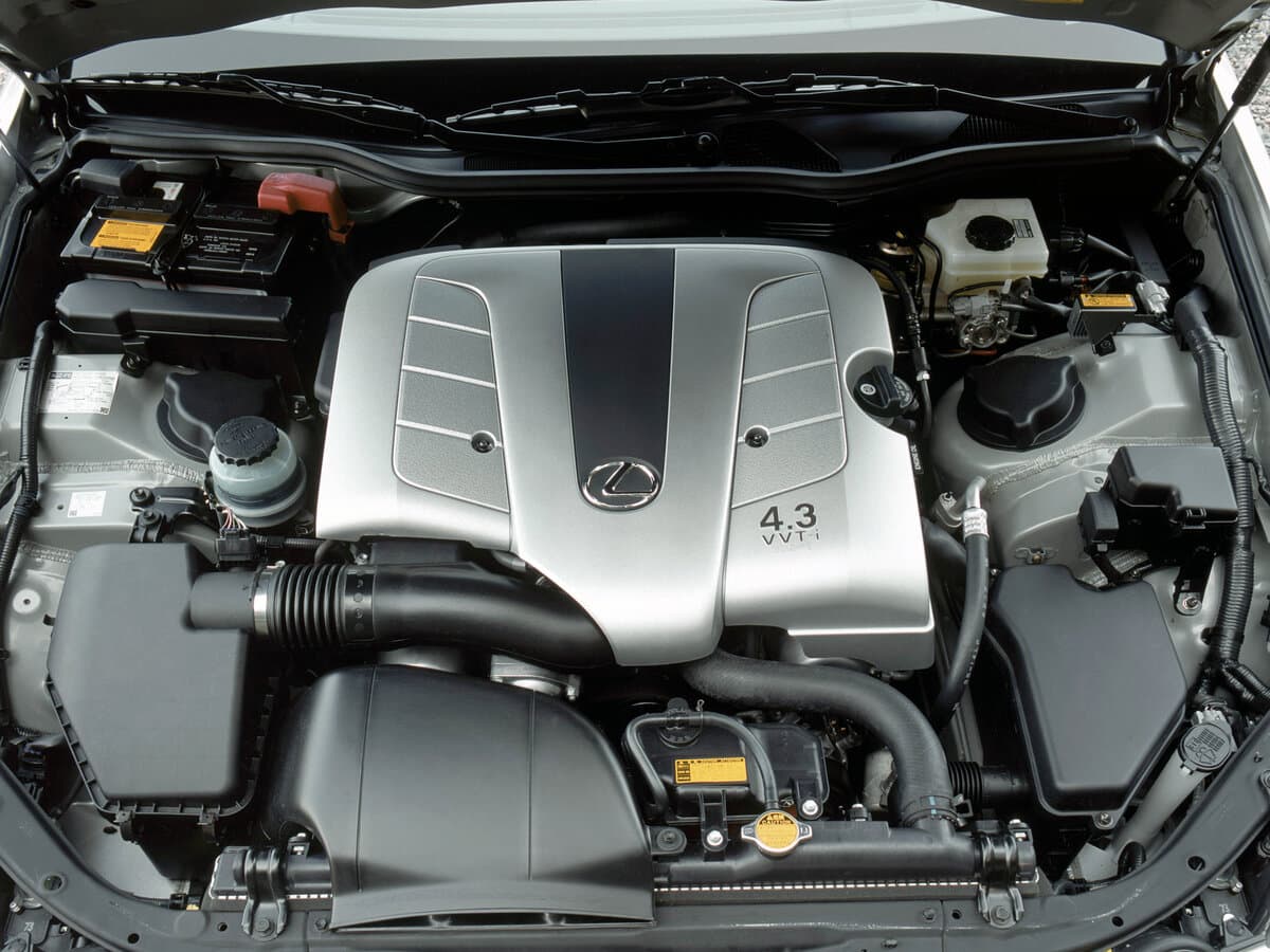 Lexus GS II — Salon, öndən