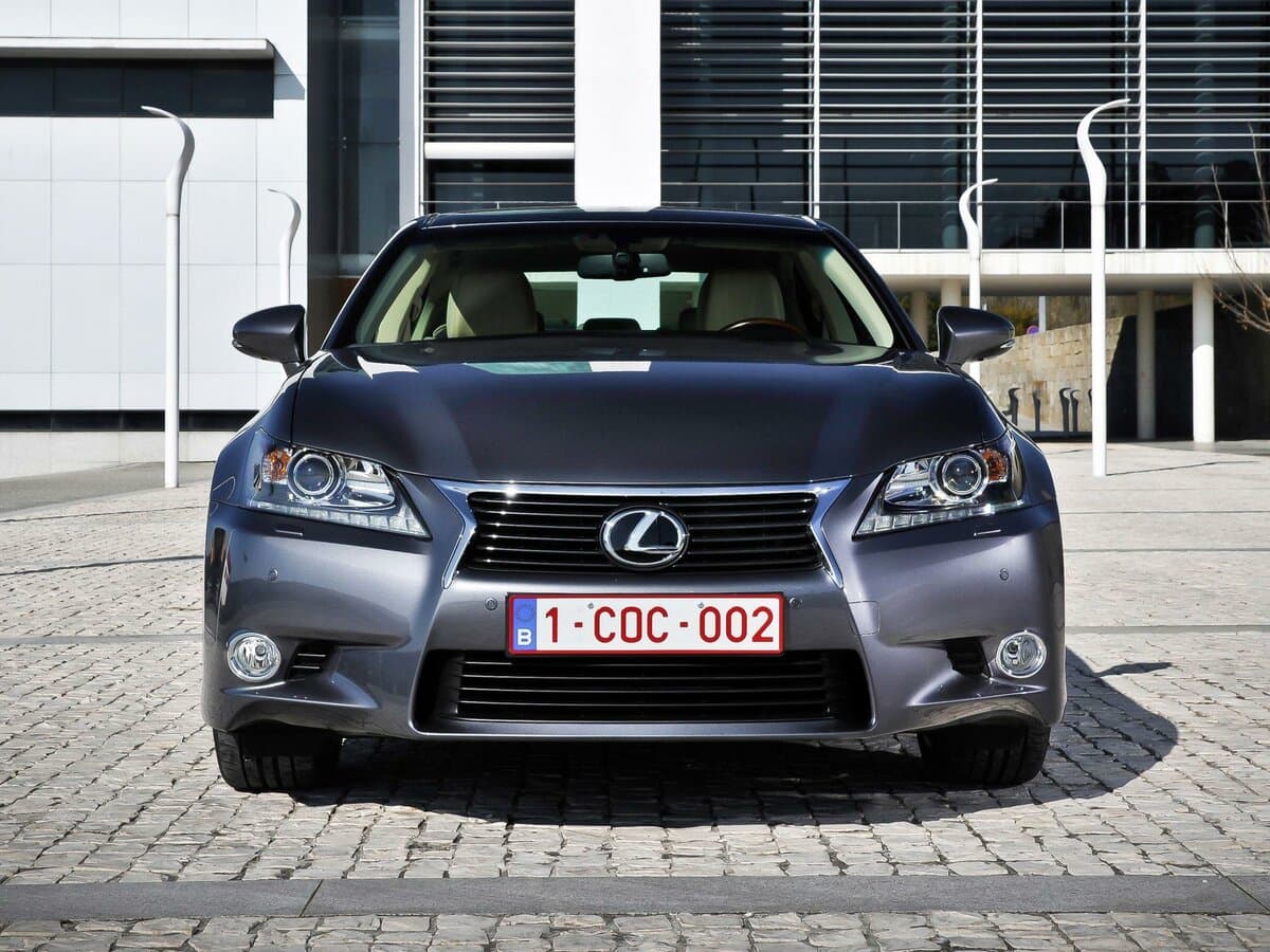 Lexus GS IV — Öndən