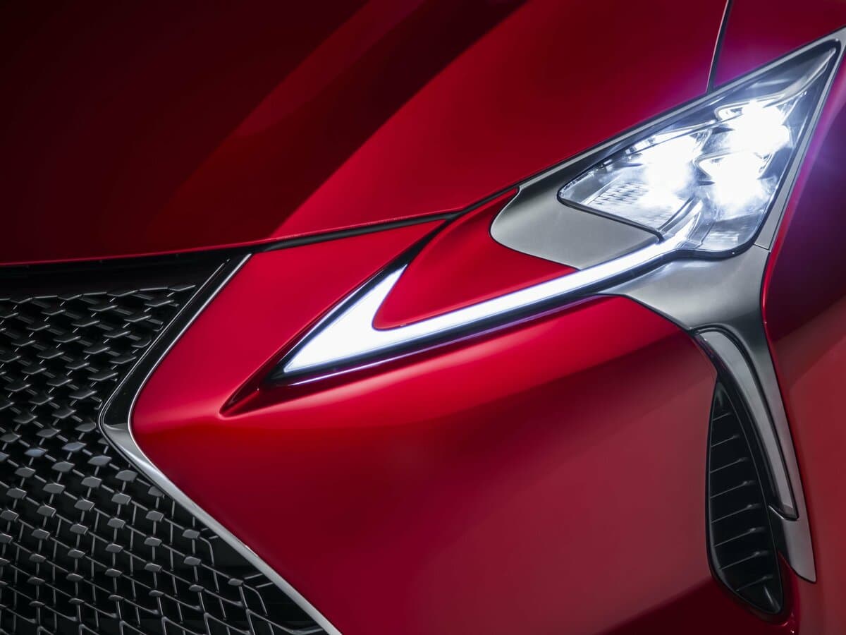 Lexus LC I — Fara