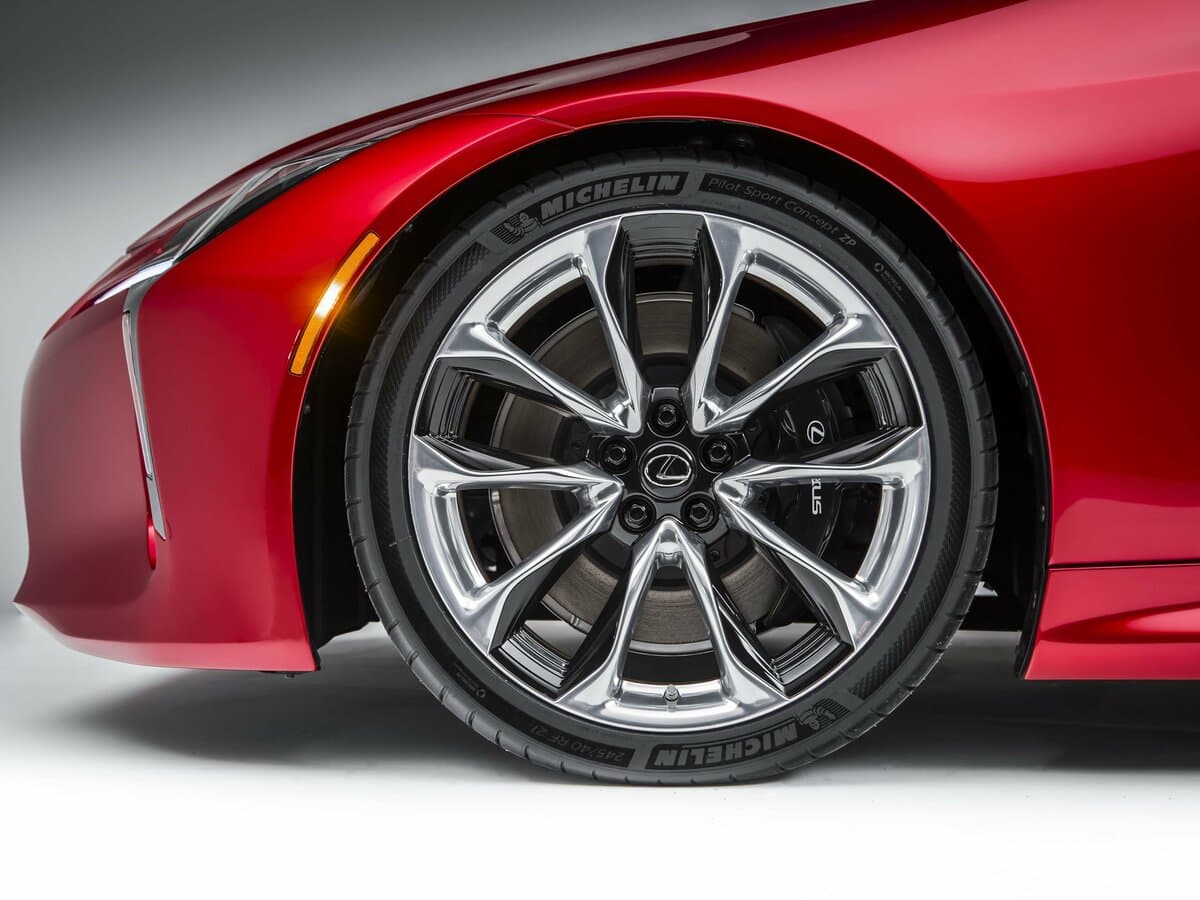 Lexus LC I — Təkər