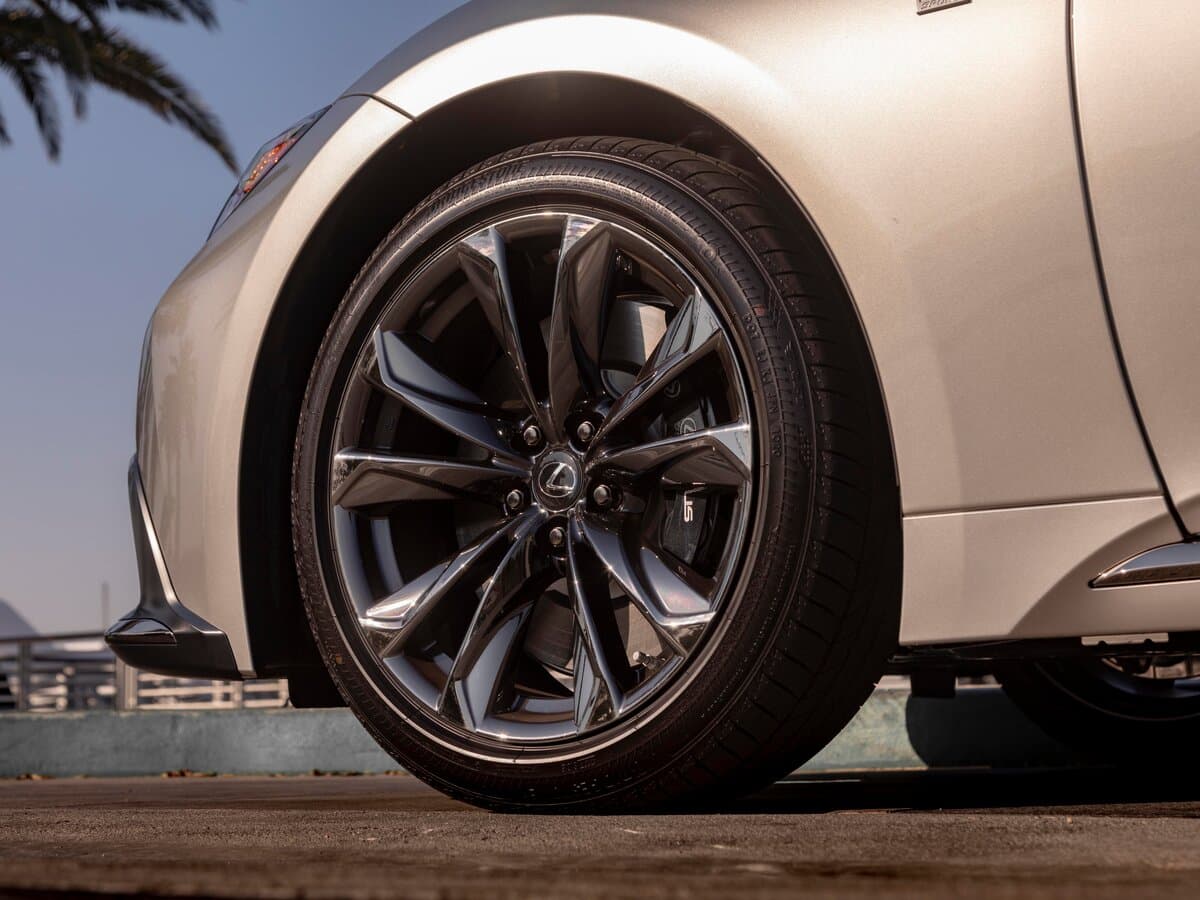Lexus LS V Restayling — Təkər