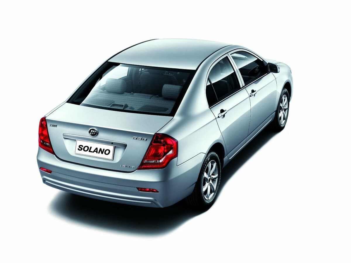 Lifan Solano I Restayling (630) — 3/4 arxadan