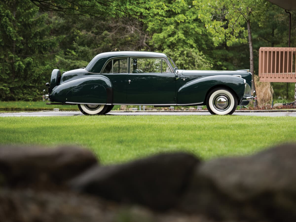 Lincoln Continental I — Yandan