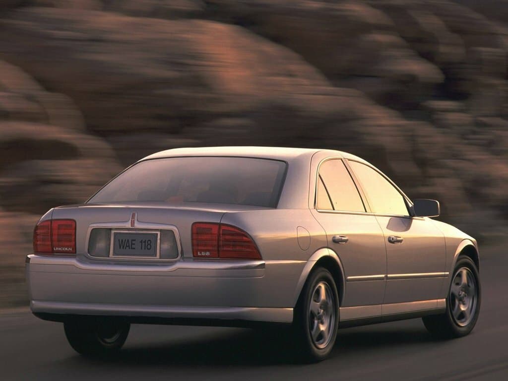Lincoln LS I — 3/4 arxadan