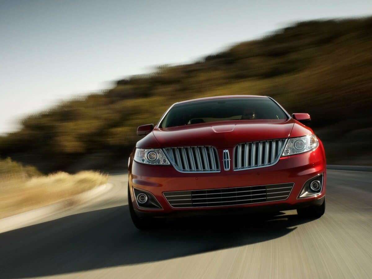 Lincoln MKS I — Öndən