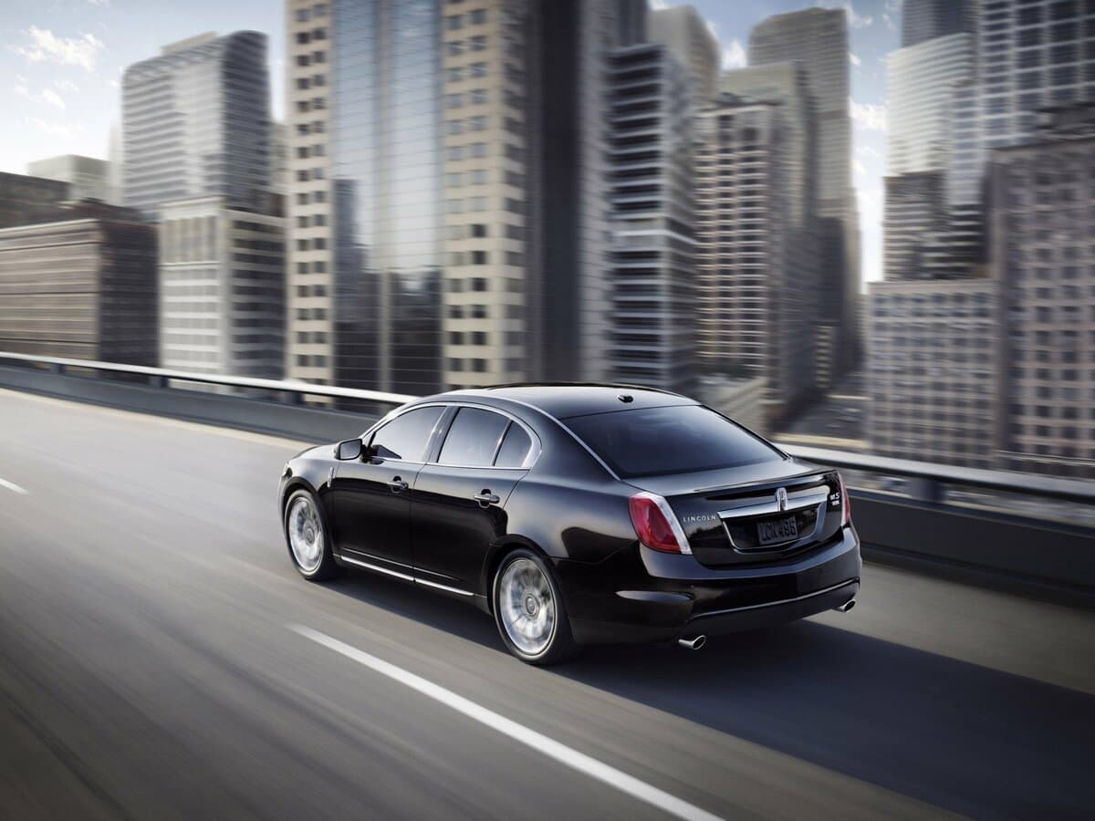 Lincoln MKS I — 3/4 arxadan
