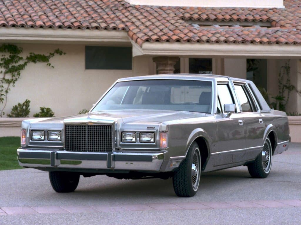Lincoln Town Car I