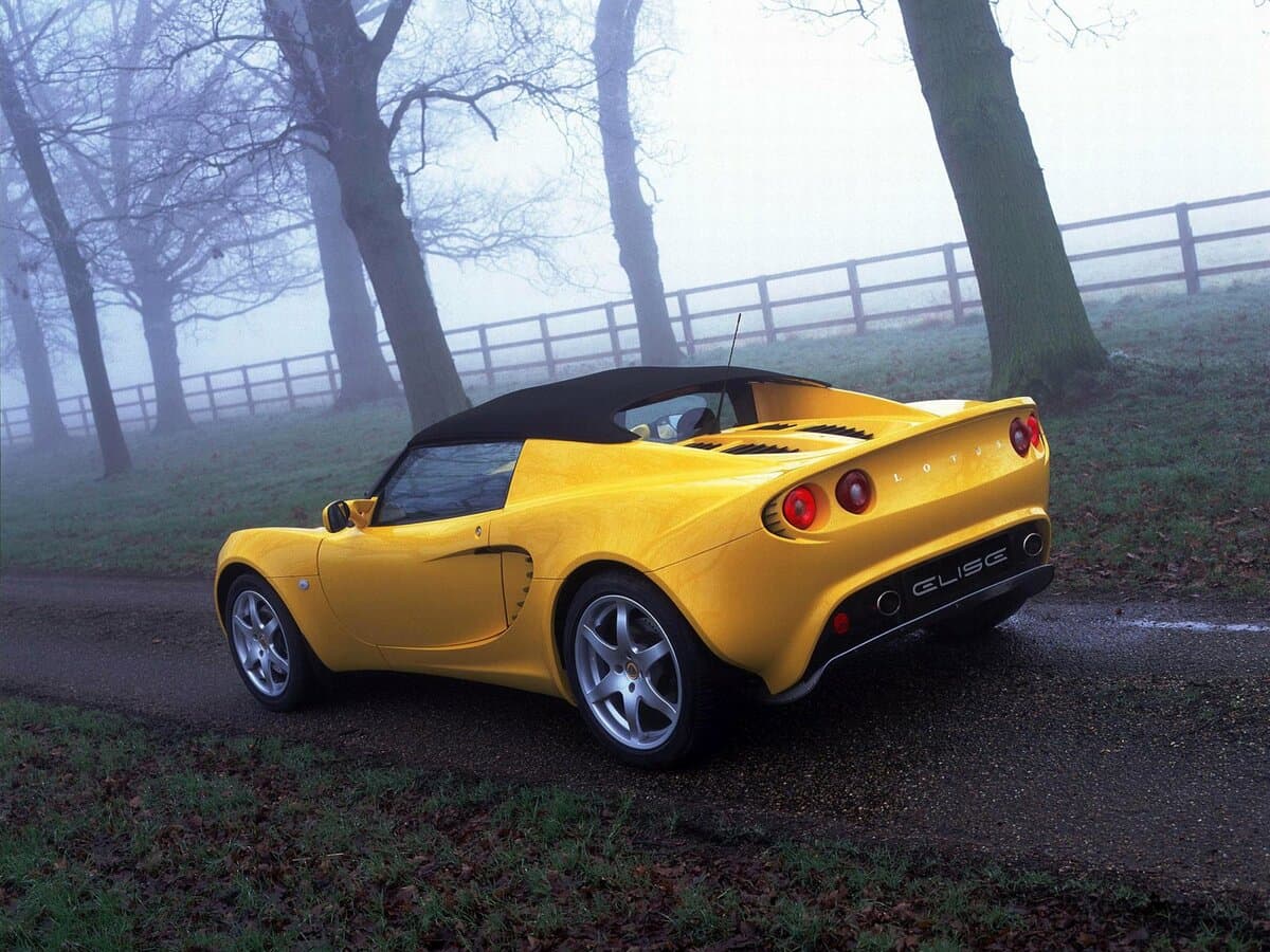 Lotus Elise II — 3/4 arxadan